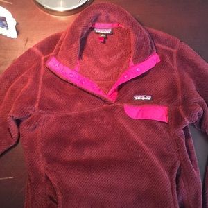 Patagonia pull over Size: S